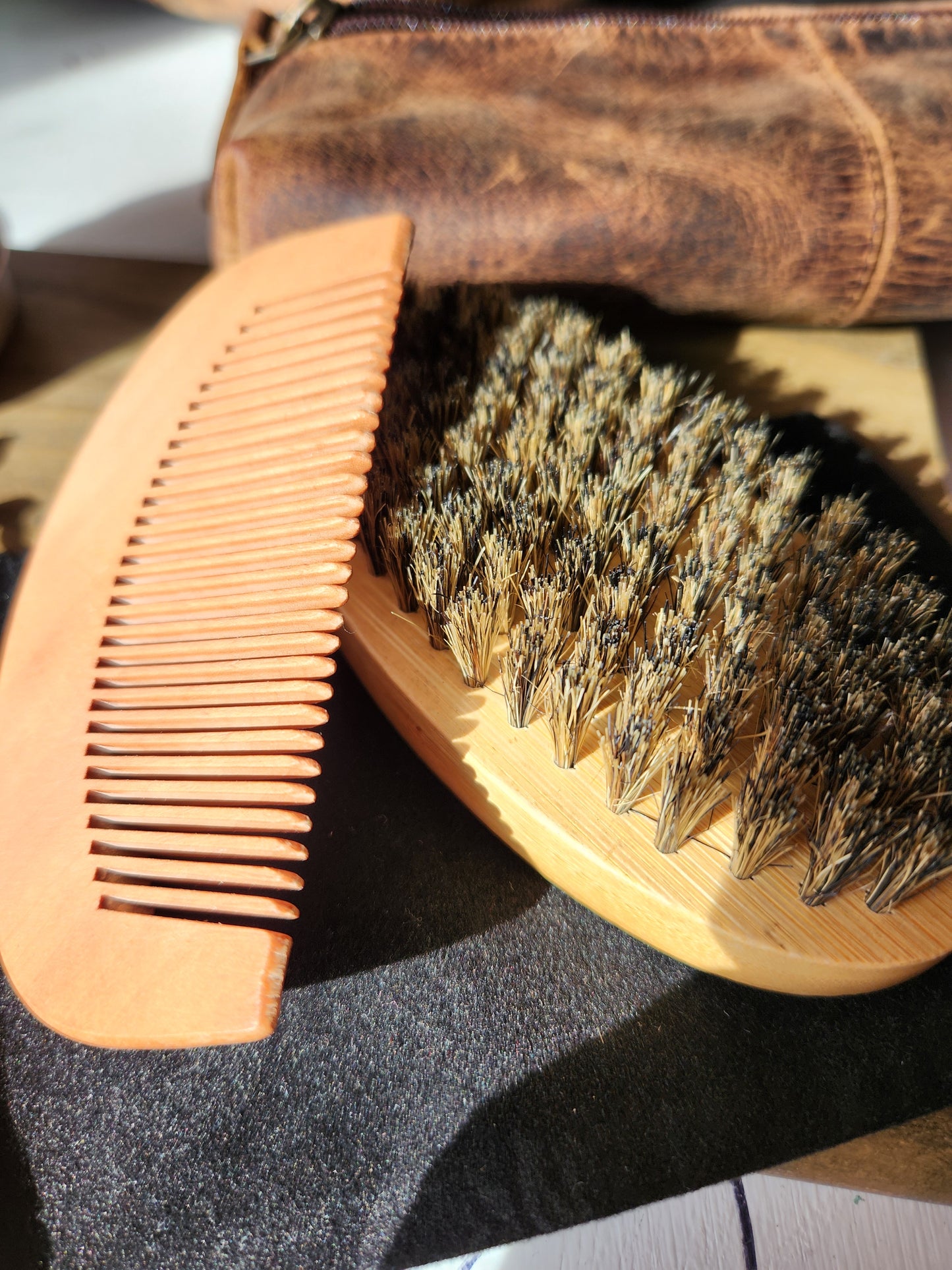 Beard Brush & Comb Set - Groom & Guide